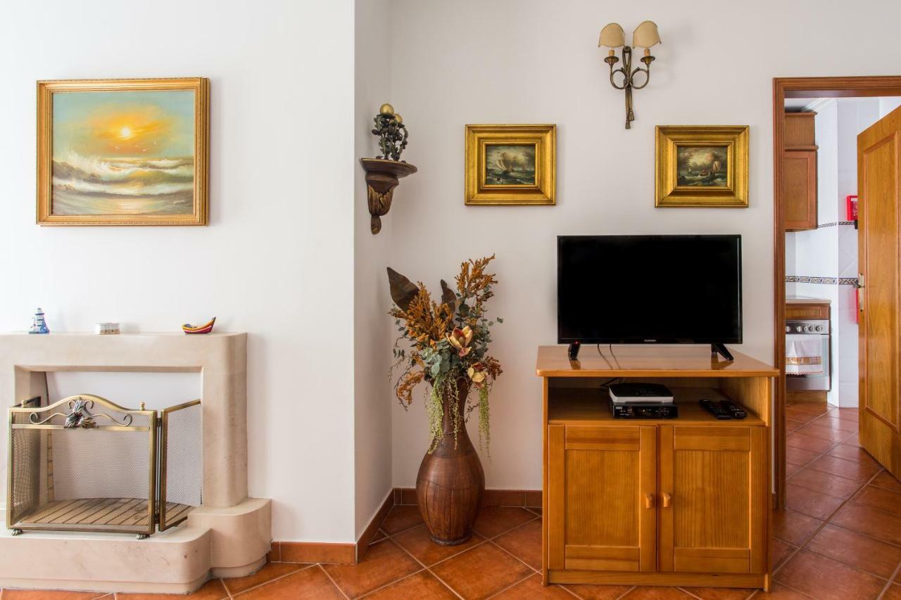 Elegant Sea View Apartment Nazaré Exterior foto